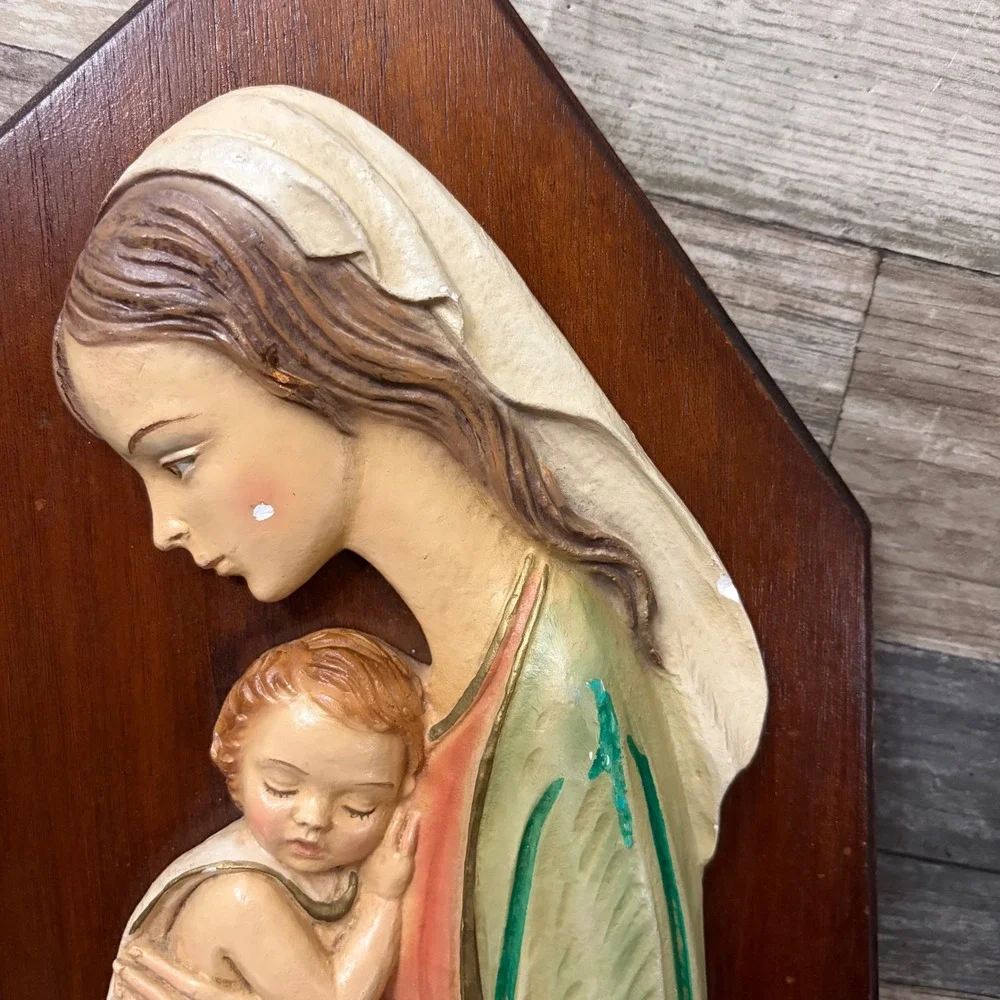 Santa Teresita Virgin Mary & Baby Jesus Wood Wall Plaque Peru Vintage chalkware